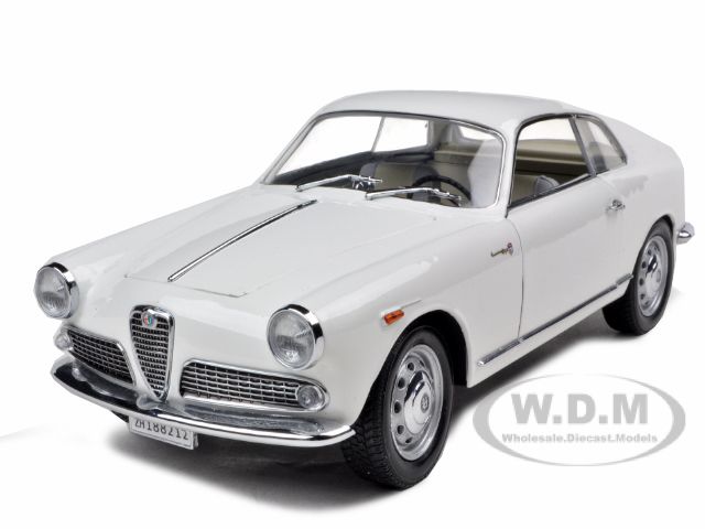 ALFA ROMEO GIULIETTA SPRINT 1300 WHITE 1/18  