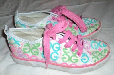 PAIR OF SUMME SHOES FOR GIRLS, SIZE 13C  