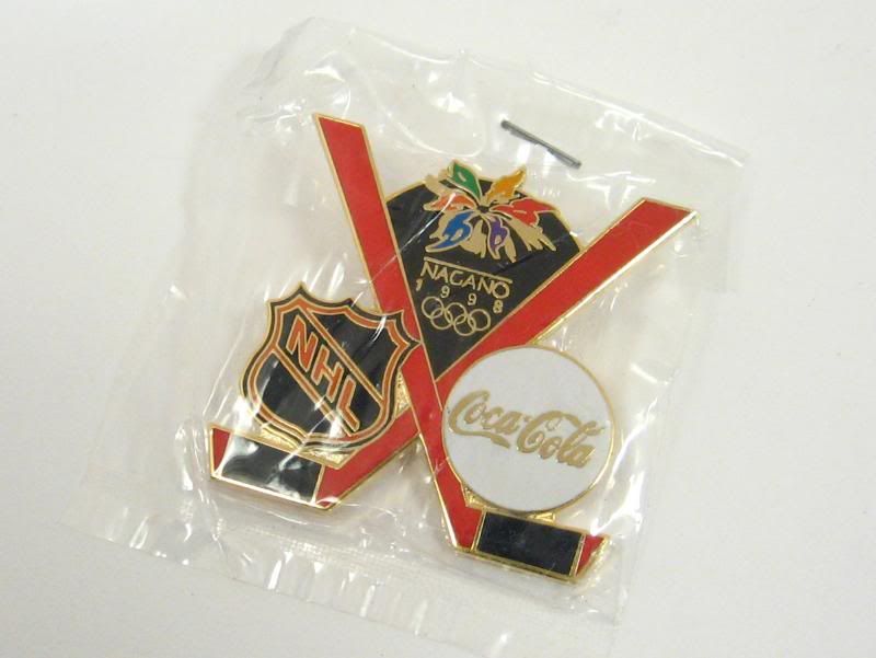 Vtg Lapel Pin 1998 NHL Nagano Olympic Hockey Coca Cola Enamel Original 