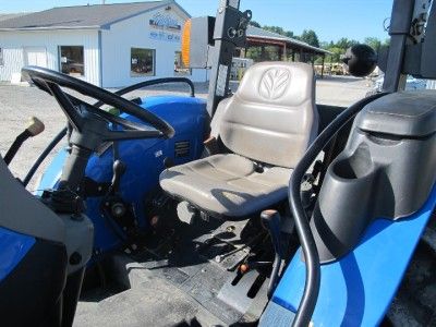 2007 NEW HOLLAND TN75A 4X4 TRACTOR WITH LOADER, NICE  