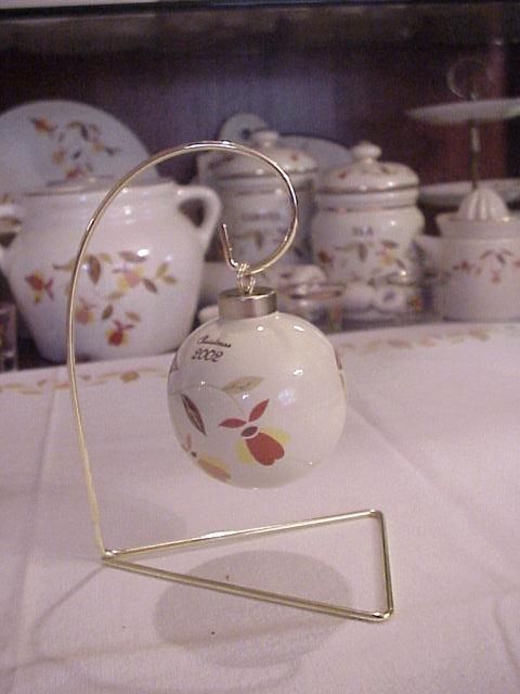 JEWEL TEA AUTUMN LEAF 2002 CHRISTMAS ORNAMENT *MINT*  