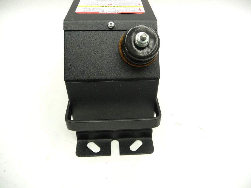   9030 P8G 2B TYPE2 120V 60HZ 9000V 30MA OUTDOOR NEON TRANSFORMER  