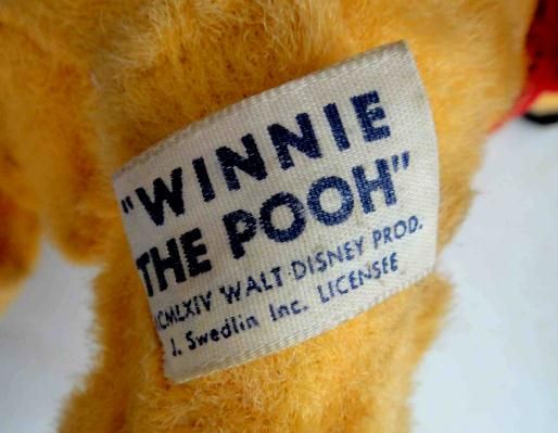 1965 vintage GUND STUFFED MUSIC BOX WINNIE THE POOH  