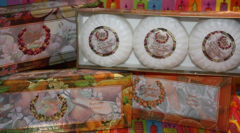 Saponificio Artigianale Fiorentino Set of 3 Fruit Soaps  