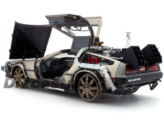 18 BACK TO THE FUTURE DELOREAN PART 3 RAILROAD  