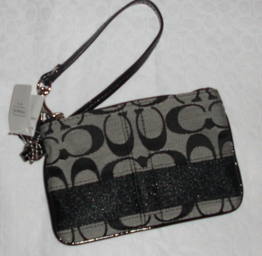 NWT COACH BLACK SIGNATURE WRISTLET   STYLE 42618  