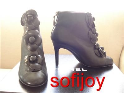   size 5 35 black leather short boots/booties $1595 noir bottines  