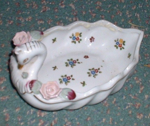 Vintage UCAGCO SWAN BIRD GOOSE dish bowl PINK ROSE tray  