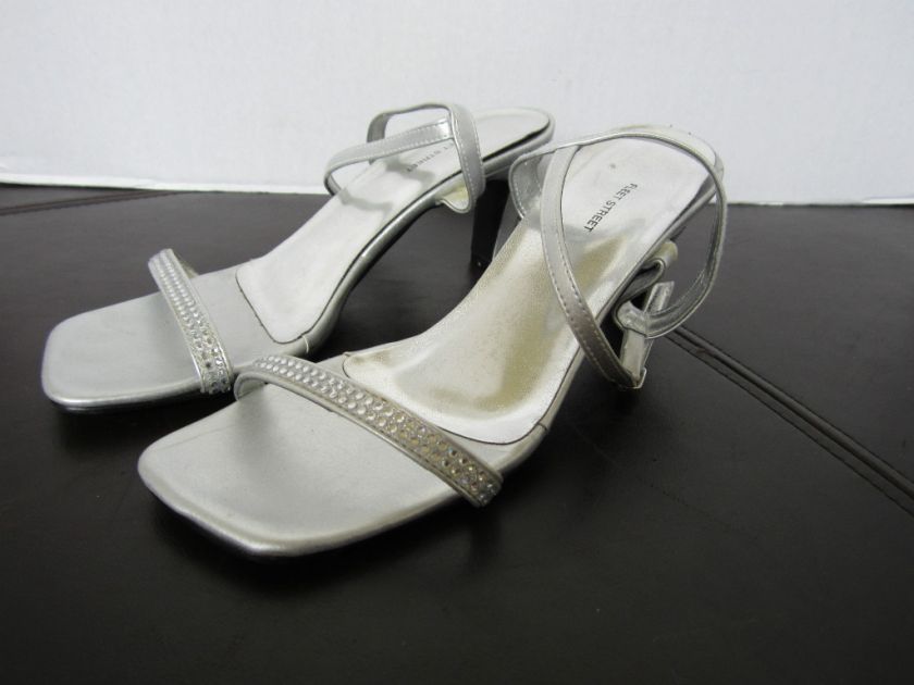 Fleet Street Silver Rhinestone Dressy Sandals 6M GUC  