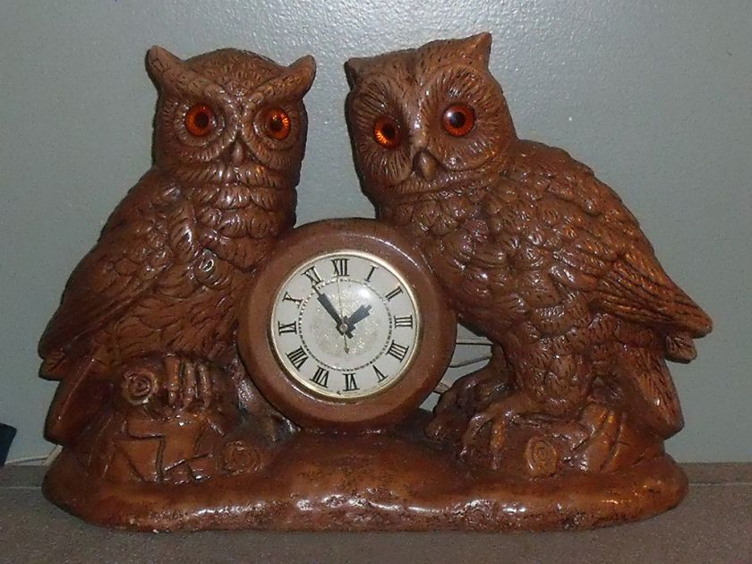 VINTAGE DUAL OWL SHELF / MANTLE CLOCK WITH LANSHIRE MOVEMENT SAM 