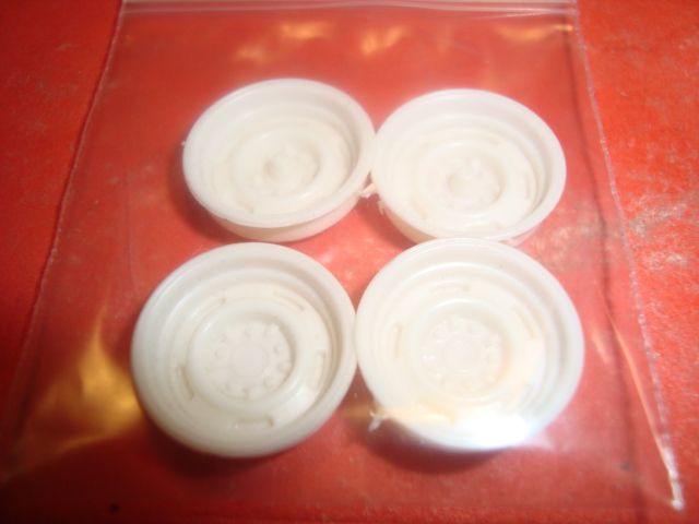 25 Scale Model Car Parts / Set Of White Wall Tires  