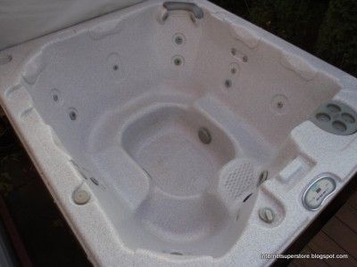 Cal Spa 6 Person Hot Tub  