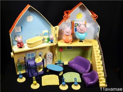 PEPPA PIG TOYS HOUSE COMPLETE WITH ALL ACCESSORIES AND FIGURES  