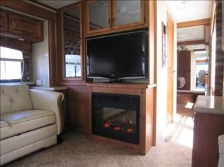 2008 Holiday Rambler Endeavor 40ft Class A Diesel Motorhome, 4 Slides 