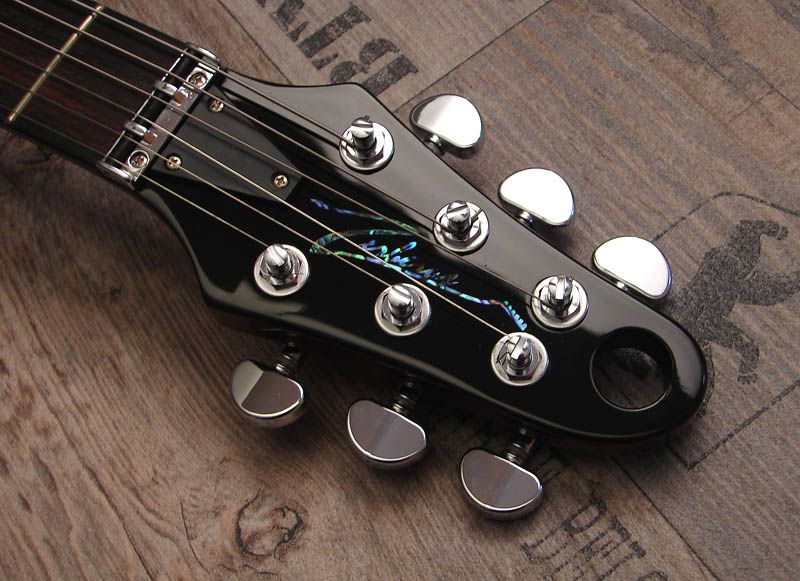 Abalone Zerberus logo on the headstock