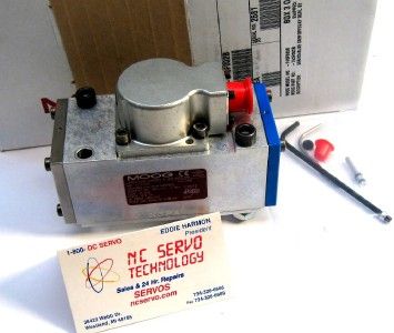 NIB Moog 743F002B Servo Valve New in Box 2 Yr Warranty  