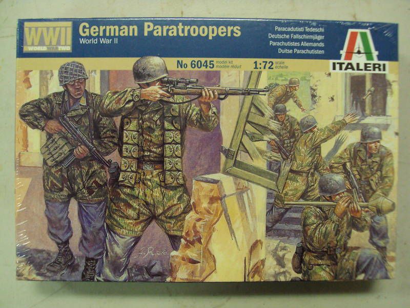 72 German Paratroops WW2 Italeri 6045  