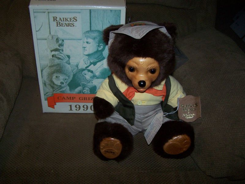 1990 Raikes Bears Camp Grizzly Bear MIB  