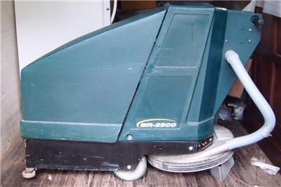 NOBLES TENNANT 20 INCHES BATTERY FLOOR BURNISHER 608340  
