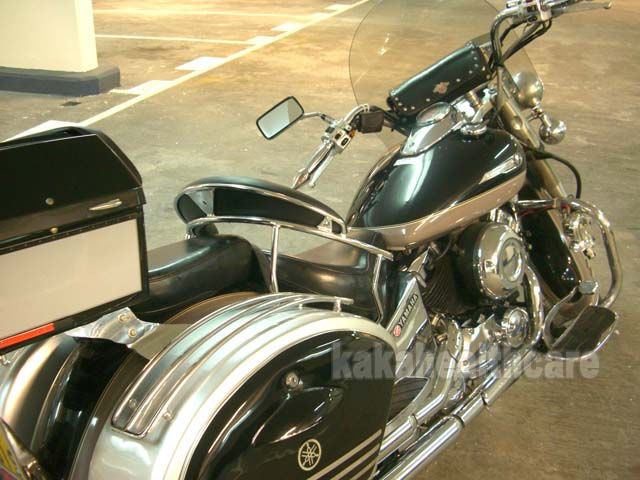 Star Vstar Custom 1100 Chrome Driver Backrest w/ Pad  