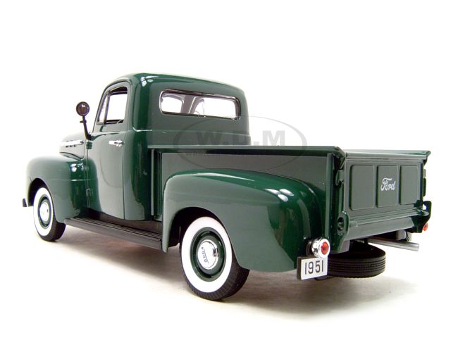 1951 FORD F1 PICKUP GREEN 118 DIECAST MODEL  