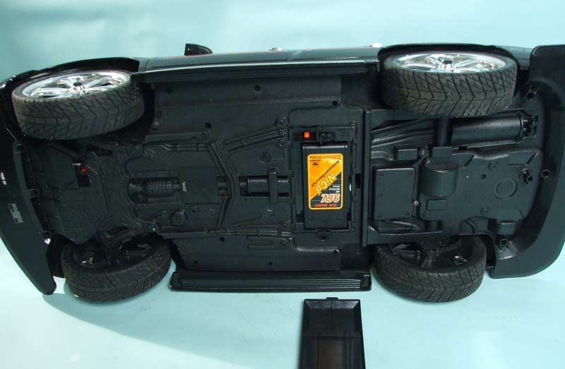 2004 Cadillac Escalade Remote Control Car for Parts  