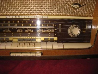 Grundig Majestic 5017 U Stereo/ Radio Tablemodel Very Nice Condition 