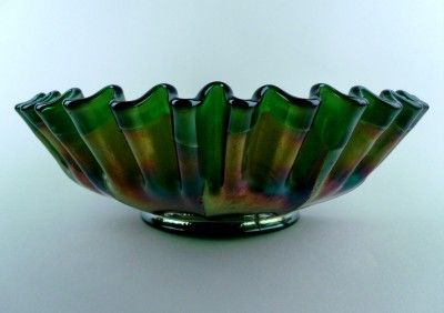   by FENTON ~ GREEN 9 CARNIVAL GLASS BOWL ~ SCARCE CANDY RIBBON EDGE